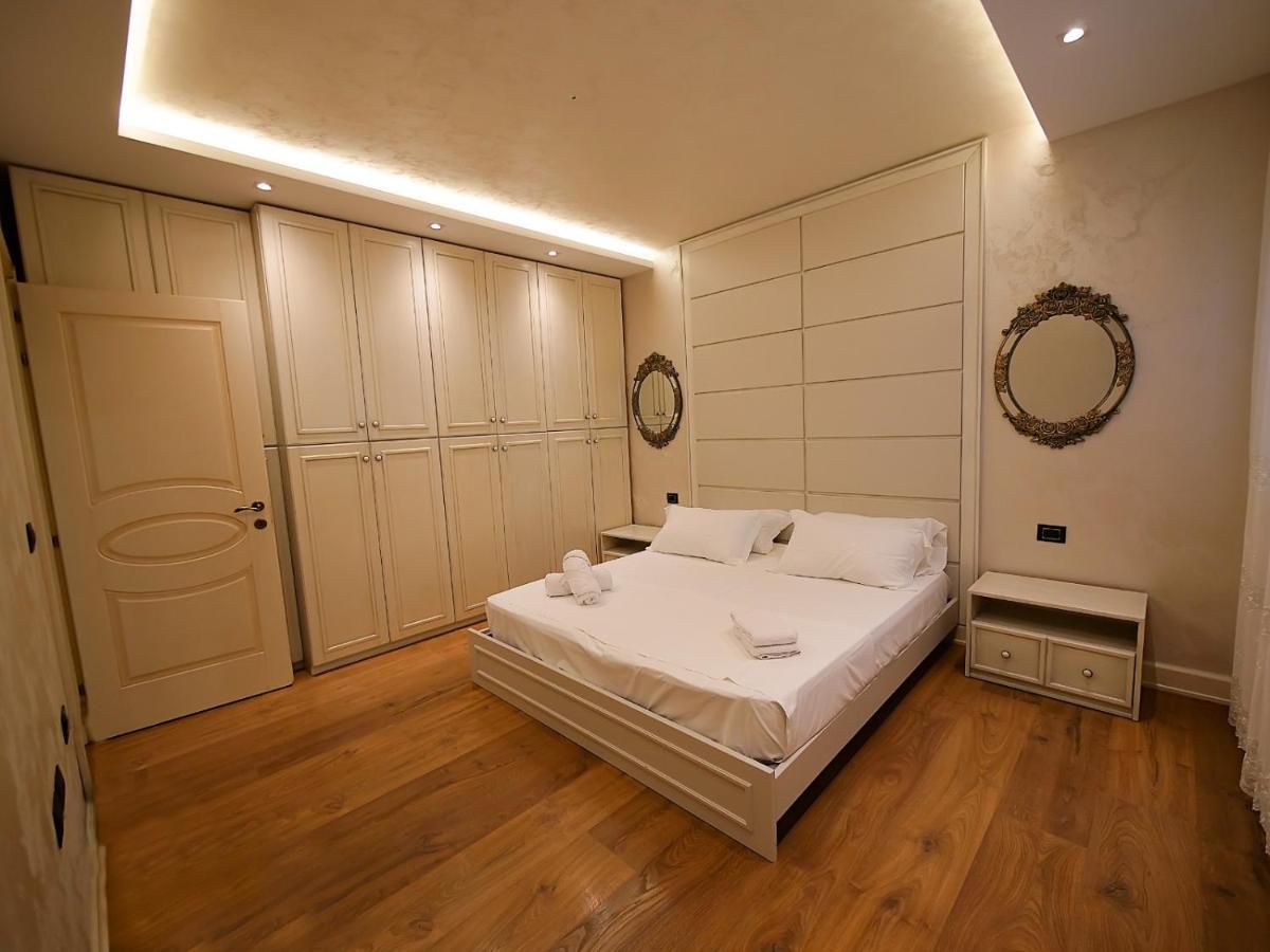 Sea Side Apartment Vlorë Extérieur photo