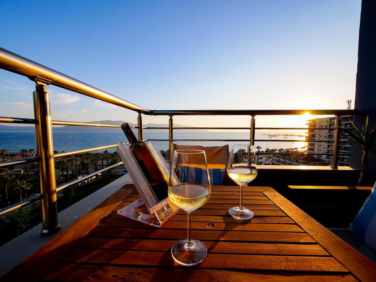 Sea Side Apartment Vlorë Extérieur photo