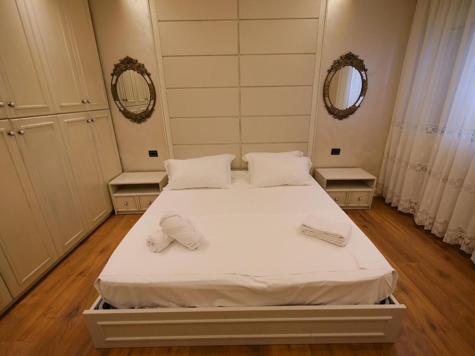 Sea Side Apartment Vlorë Extérieur photo