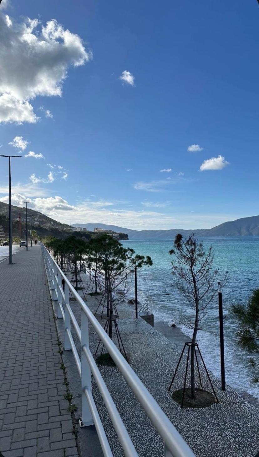 Sea Side Apartment Vlorë Extérieur photo